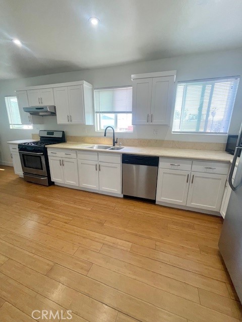 1238 W 35th Street Property Photo 28