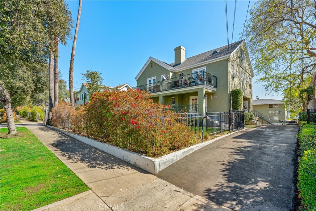1400 N Garfield Avenue Property Photo 4
