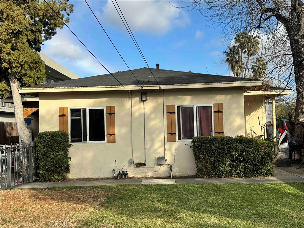 842 N Summit Avenue Property Photo
