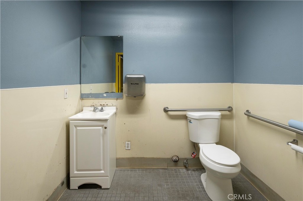 15136 E Valley Boulevard C Property Photo 24