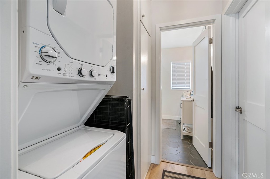 239 S Madison Avenue Property Photo 29