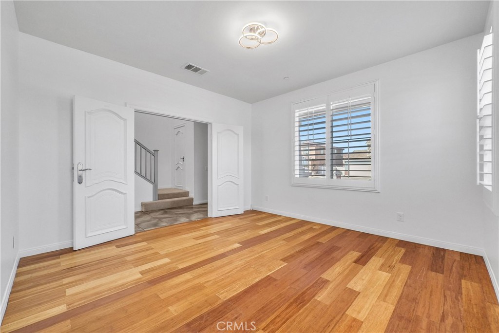 1700 Taylor Court Property Photo 6
