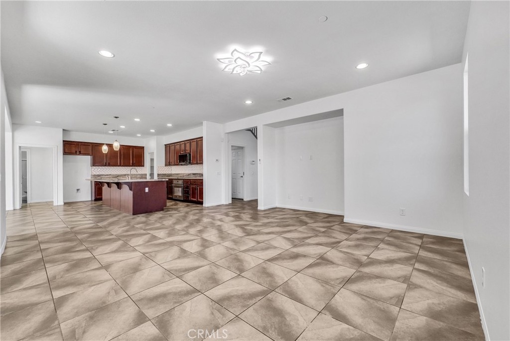 1700 Taylor Court Property Photo 14