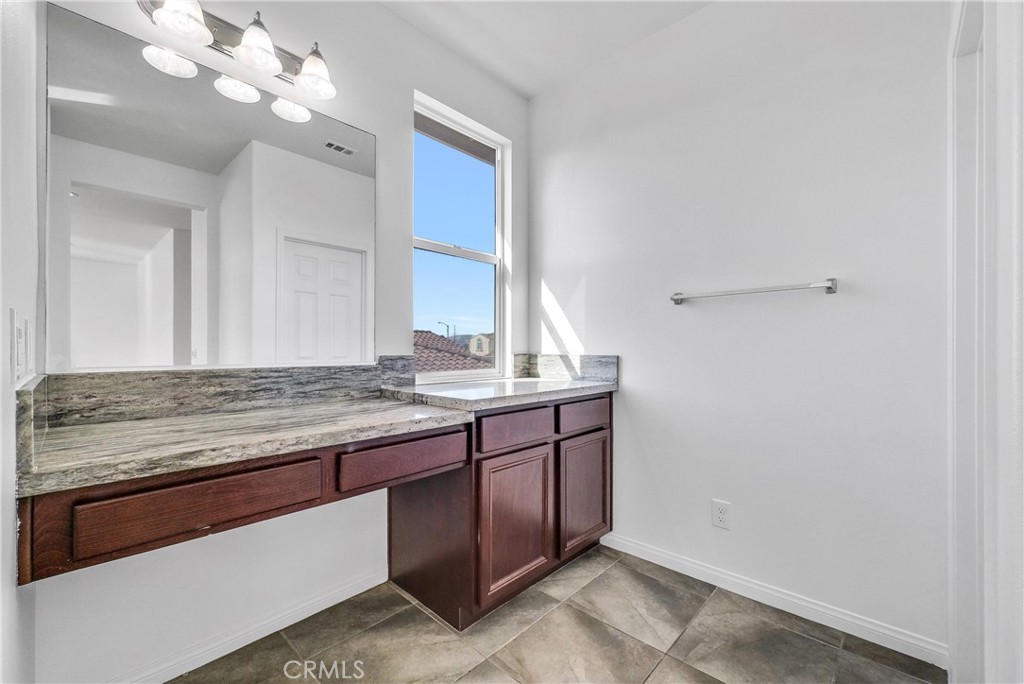 1700 Taylor Court Property Photo 22