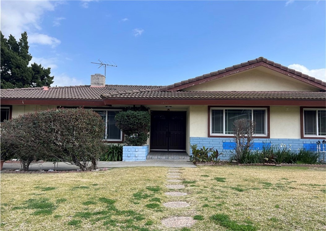 1454 Ameluxen Avenue Property Photo