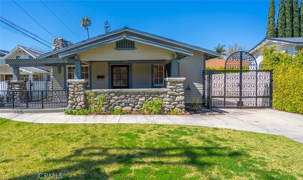 115 N Alta Vista Avenue Property Photo