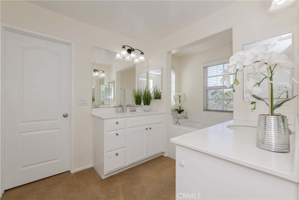 10352 Sparkling Drive 1 Property Photo 28