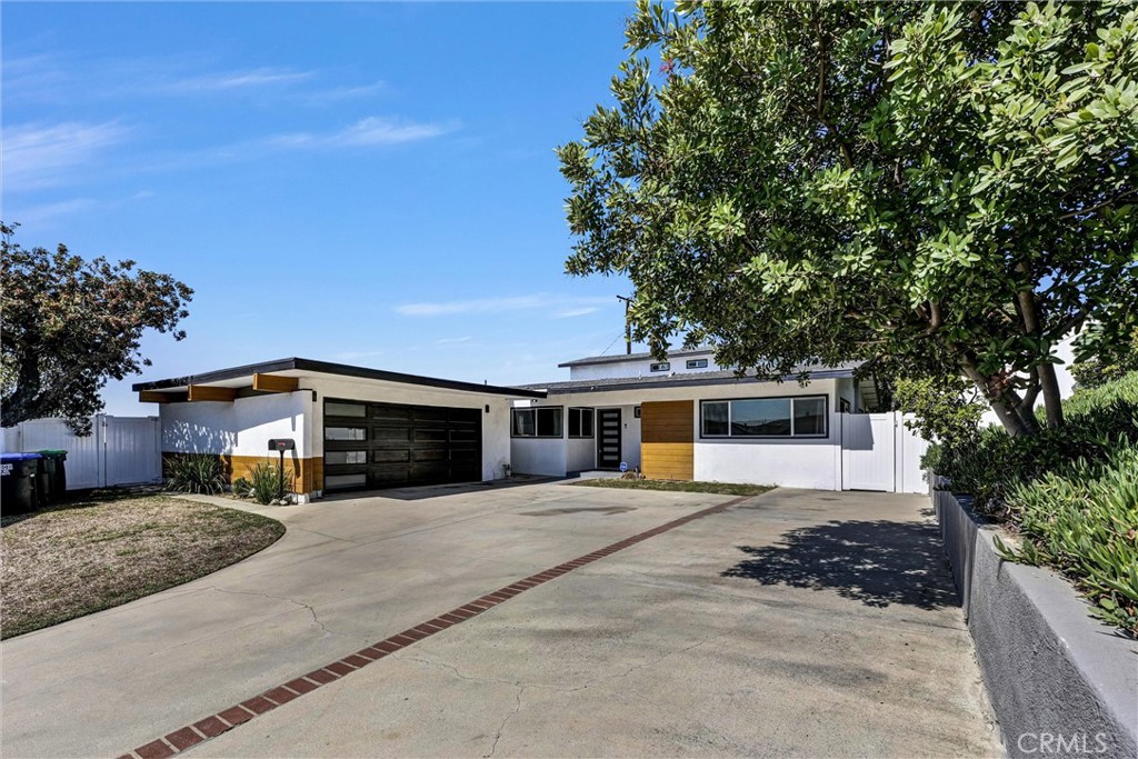 1131 Ridgeside Drive Property Photo