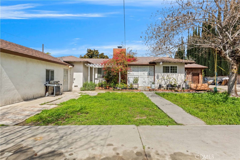 17213 E Francisquito Avenue Property Photo