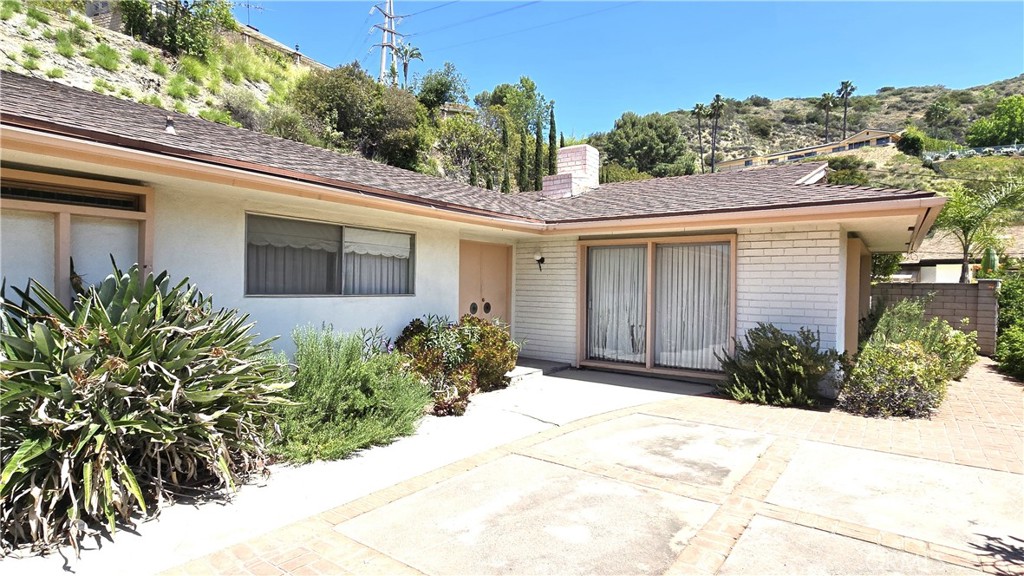 2463 Las Positas Road Property Photo 1