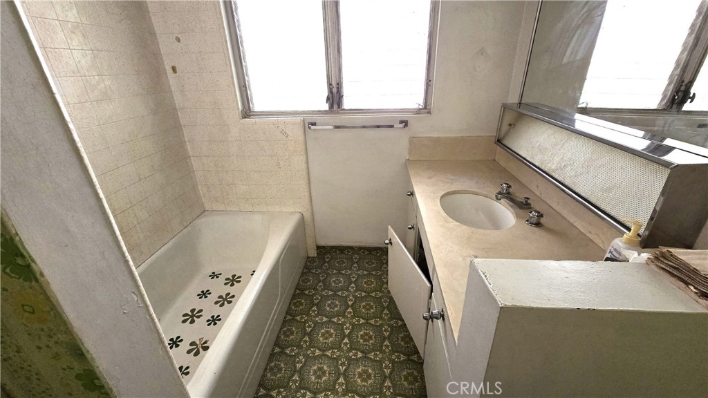 2463 Las Positas Road Property Photo 14