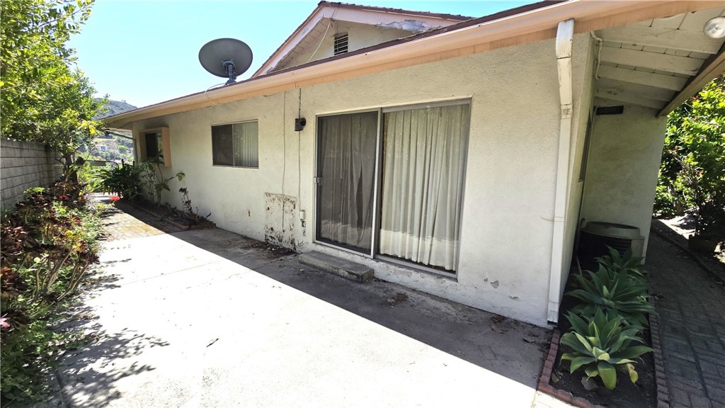 2463 Las Positas Road Property Photo 16