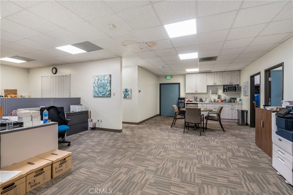 578 580 E San Bernardino Road Property Photo 8
