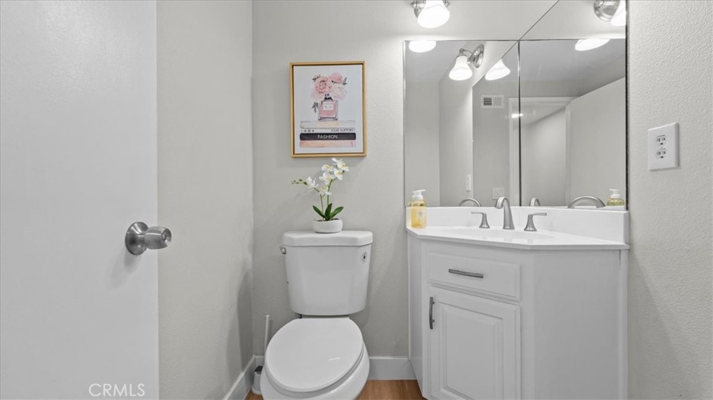 8222 Baldwin Circle Property Photo 9