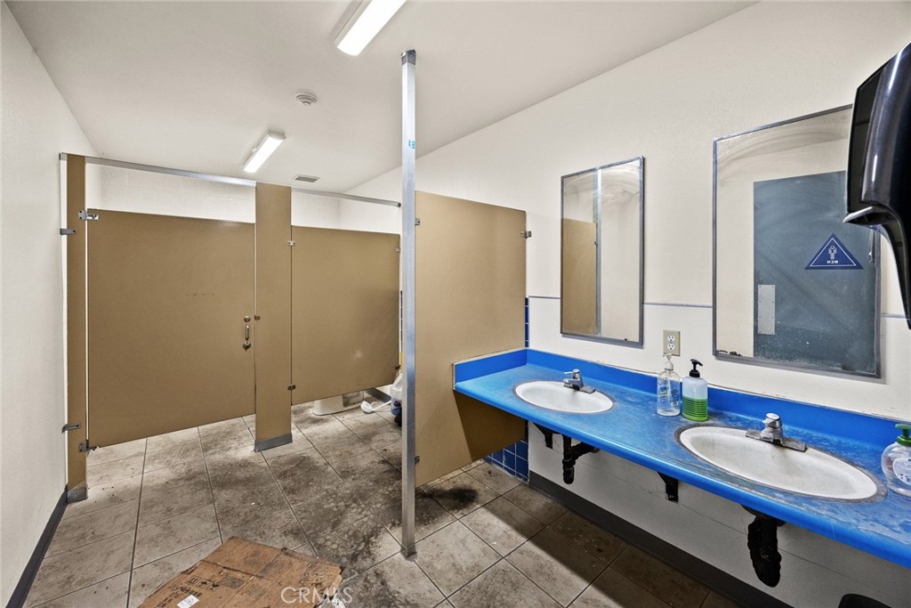 810 Monterey Pass Road Property Photo 13