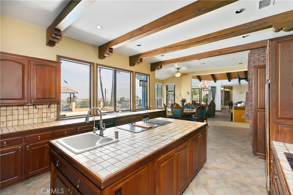 1605 Walter Ct Property Photo 9
