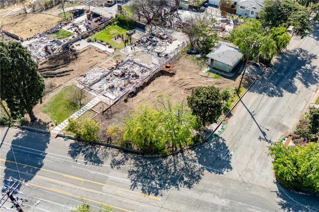 2775 Lake Avenue Property Photo