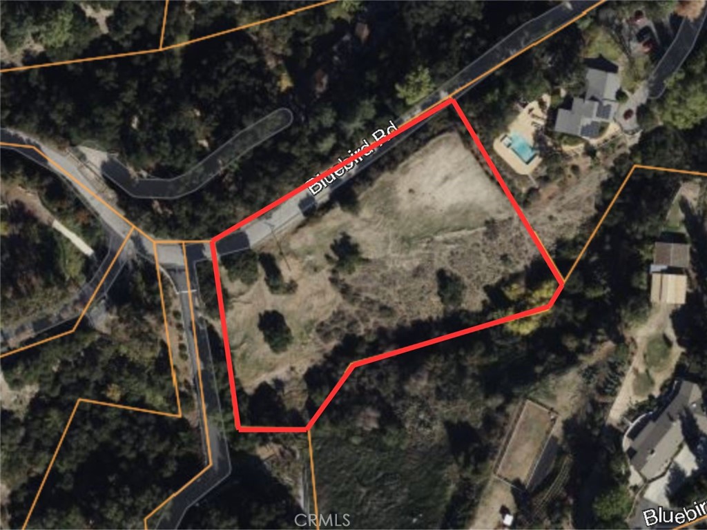 1826 Bluebird Road Property Photo 12