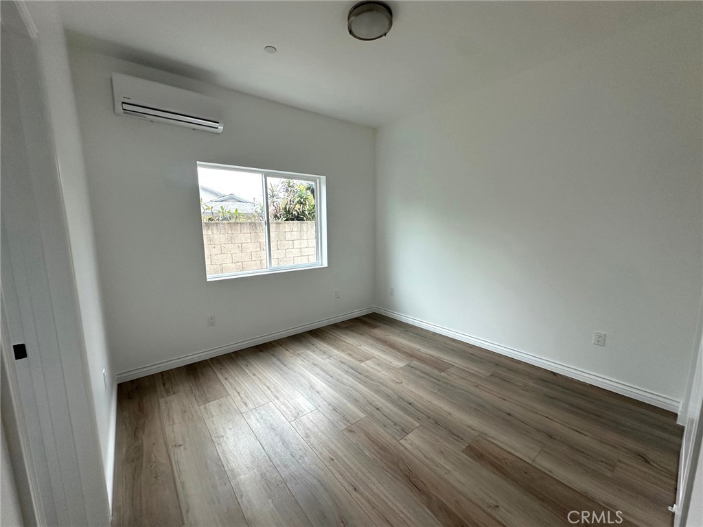 3354 Bartlett Ave. Property Photo 5