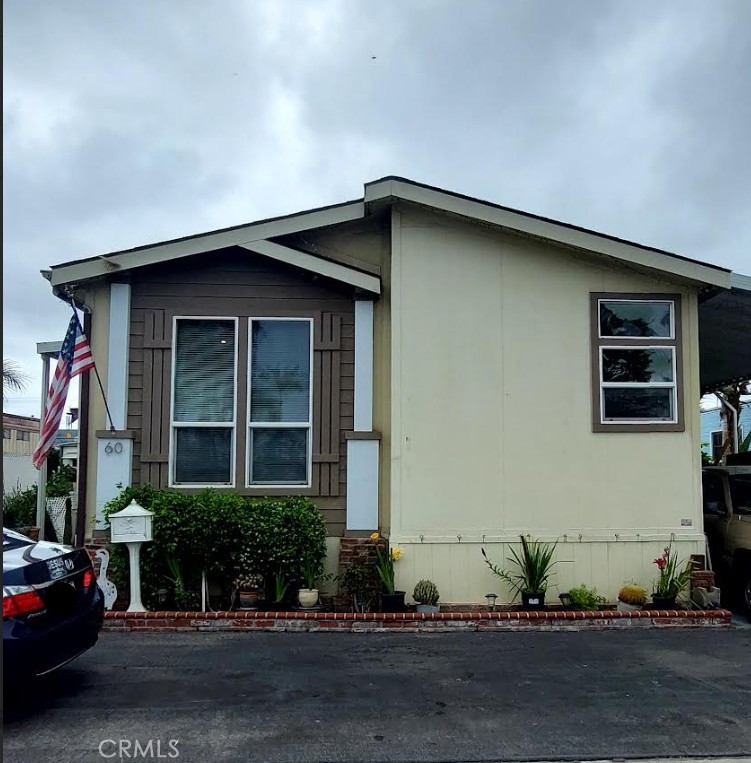 12147 Lakeland Road 60 Property Photo 1
