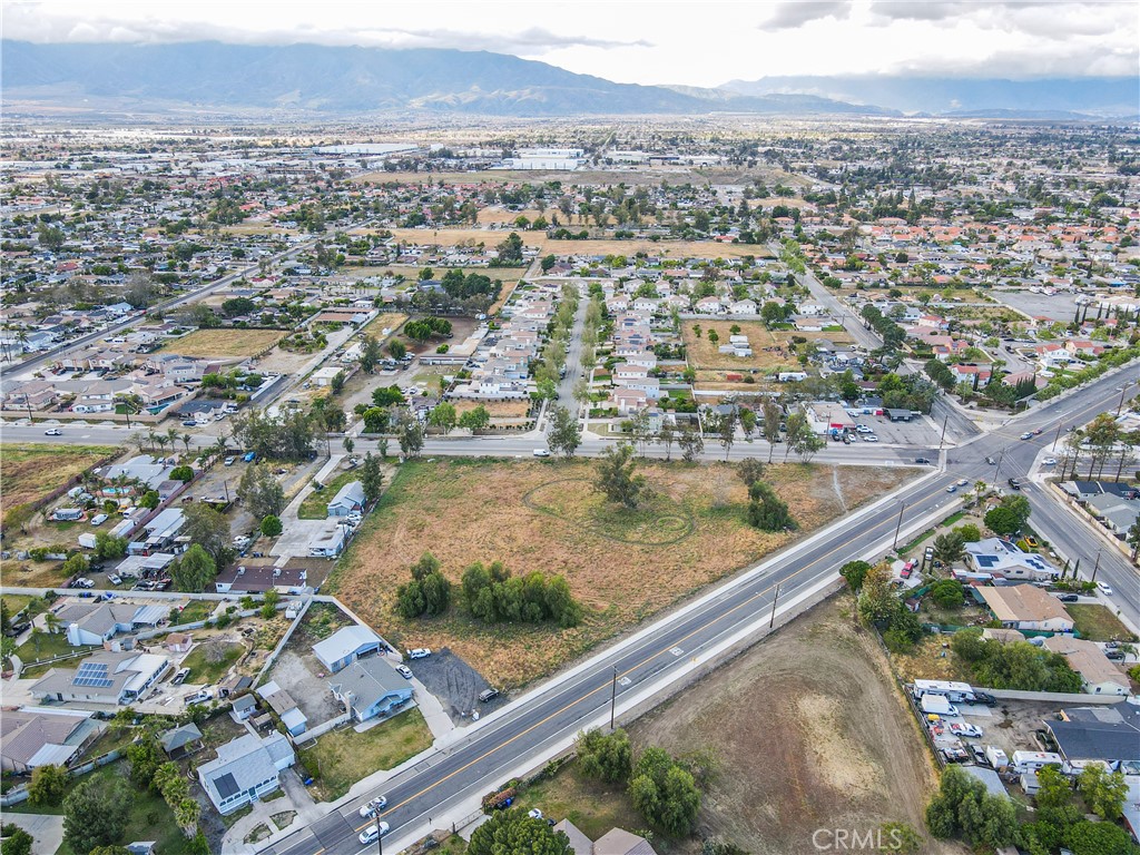 15867 Randall Avenue Property Photo 8