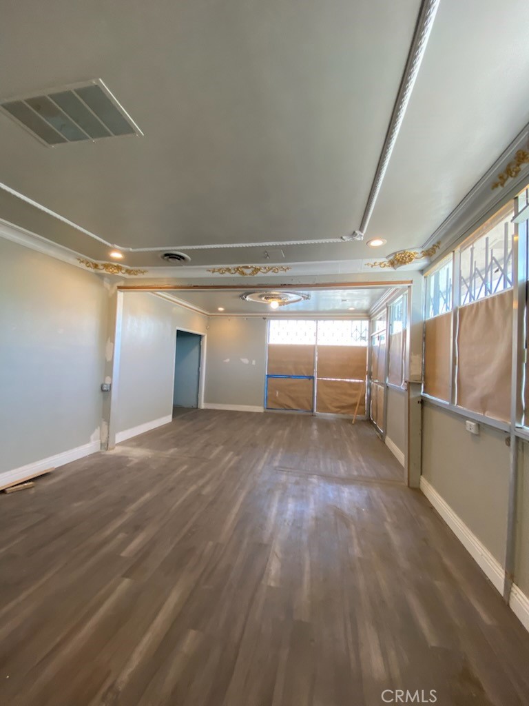 4257 E Live Oak Avenue Property Photo 2