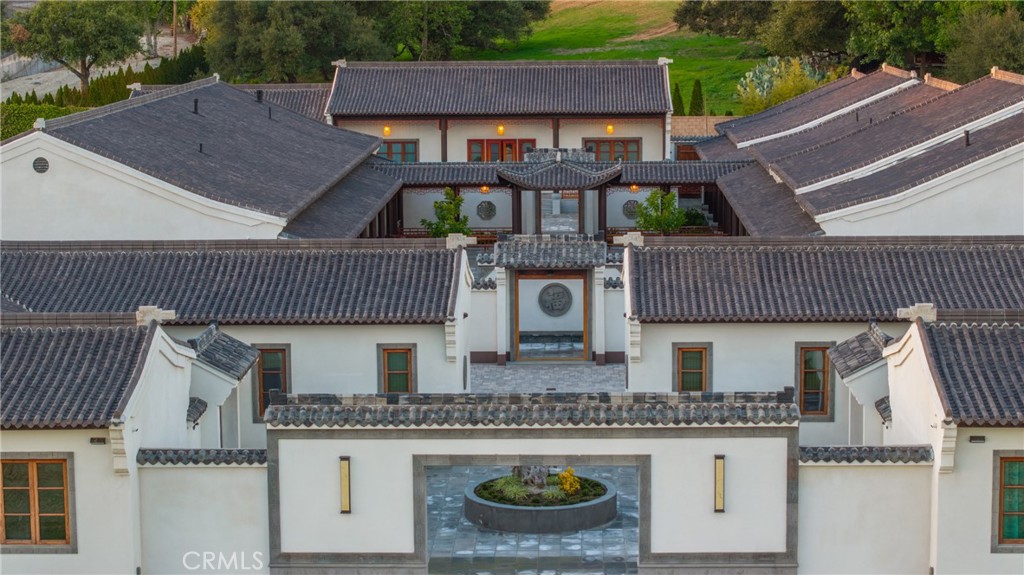 11 Deodar Lane Property Photo 1