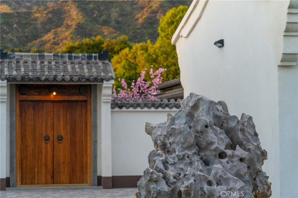 11 Deodar Lane Property Photo 5