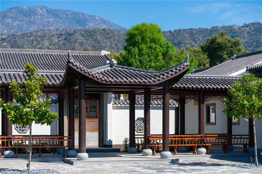 11 Deodar Lane Property Photo 38