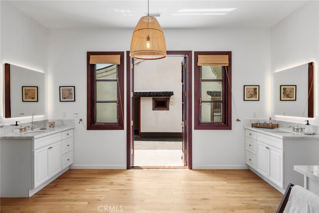 11 Deodar Lane Property Photo 54