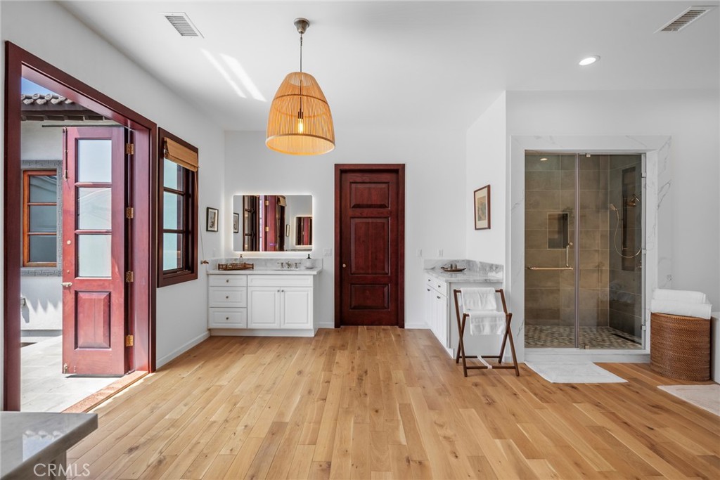 11 Deodar Lane Property Photo 55