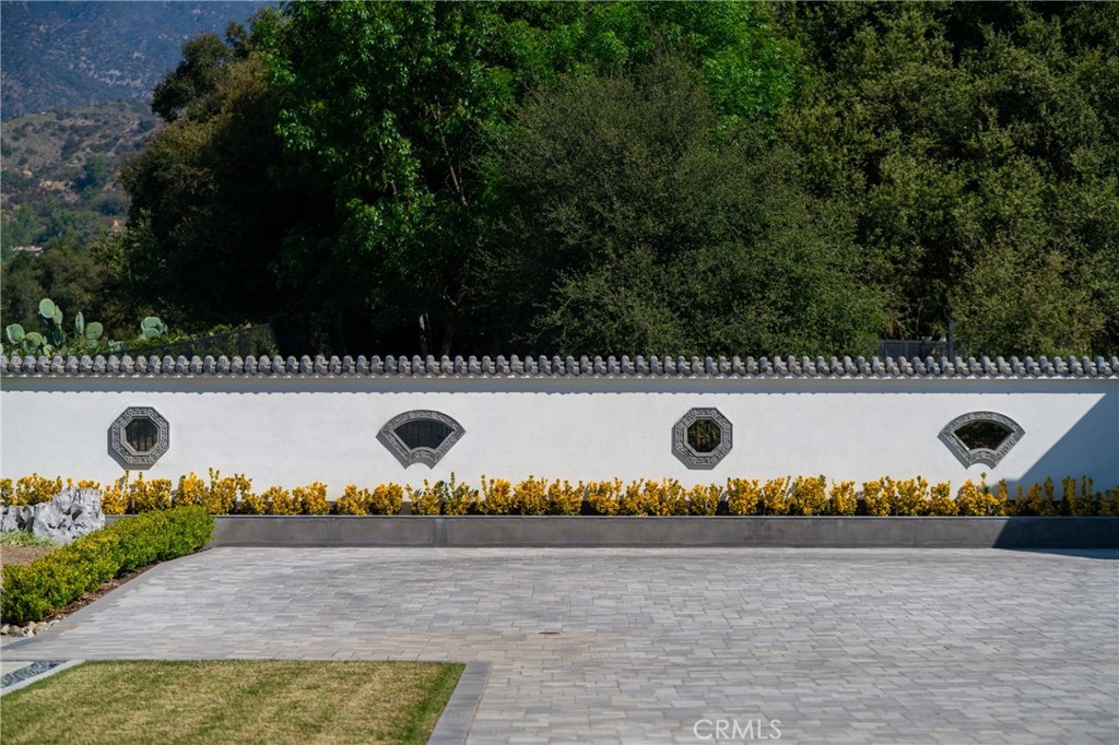 11 Deodar Lane Property Photo 64