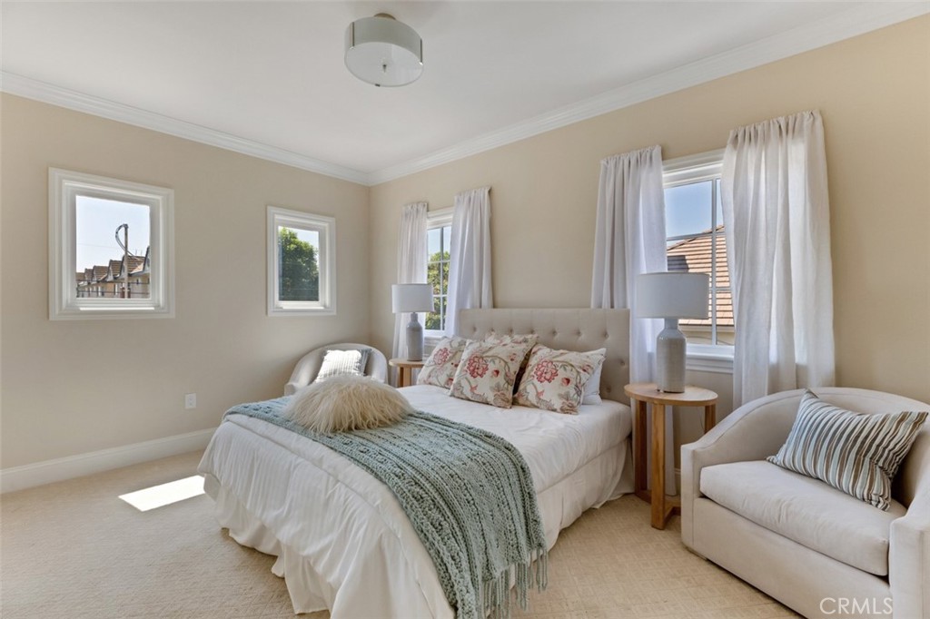 415 California Street D Property Photo 16