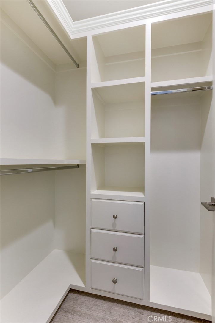 415 California Street D Property Photo 20