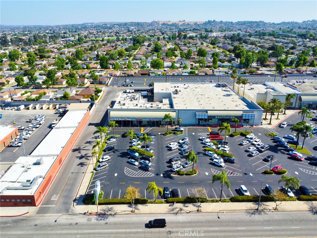 Valley Boulevard E Property Photo 10