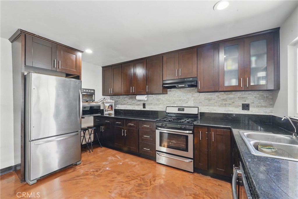 9334 Pioneer Boulevard Property Photo 5