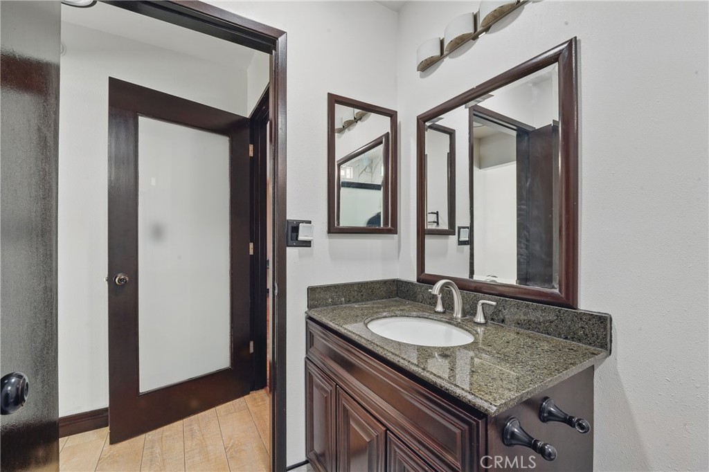 9334 Pioneer Boulevard Property Photo 17