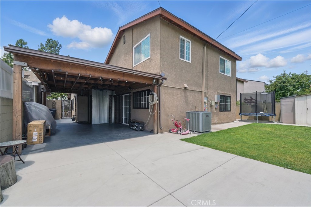 9334 Pioneer Boulevard Property Photo 20