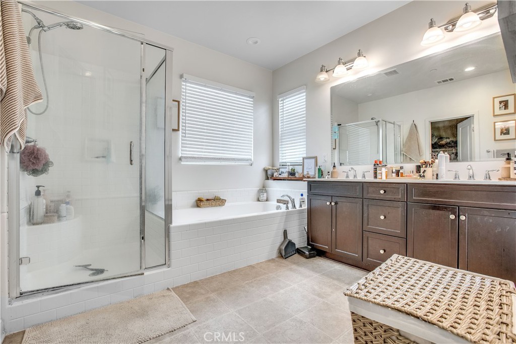 15730 Moonflower Avenue Property Photo 23