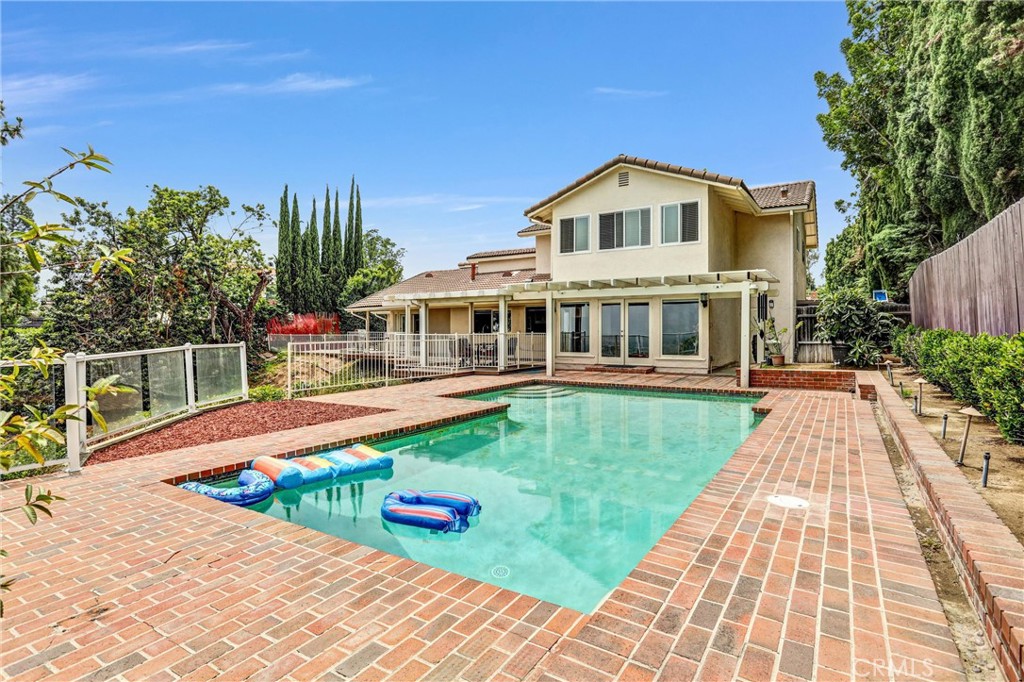 1512 Camino Lindo Property Photo 1