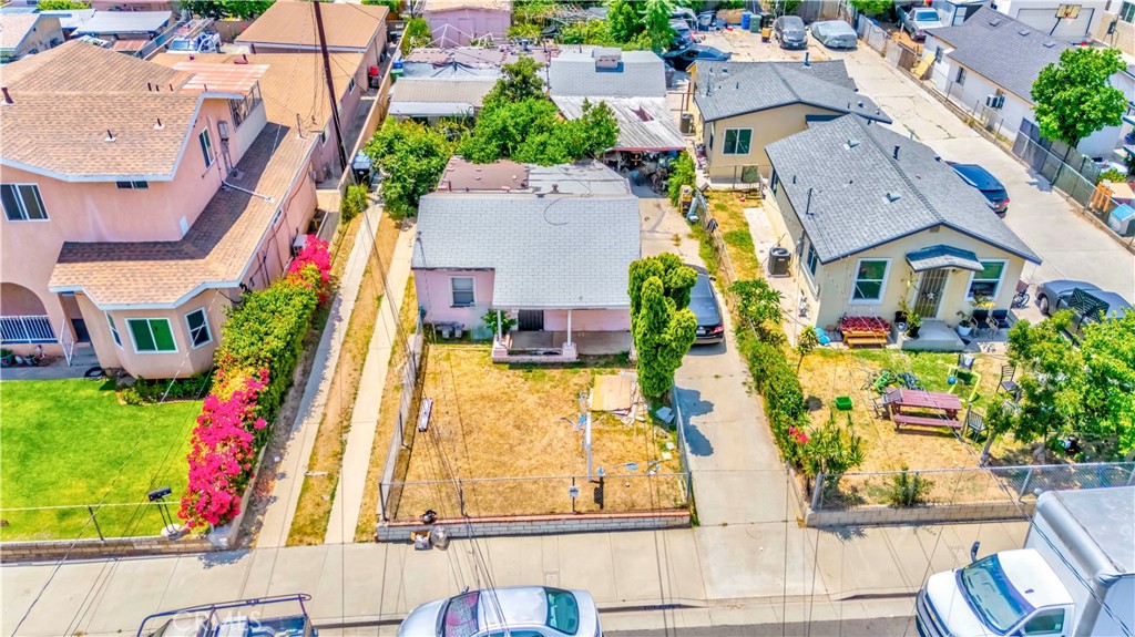2117 Pine Street Property Photo 4