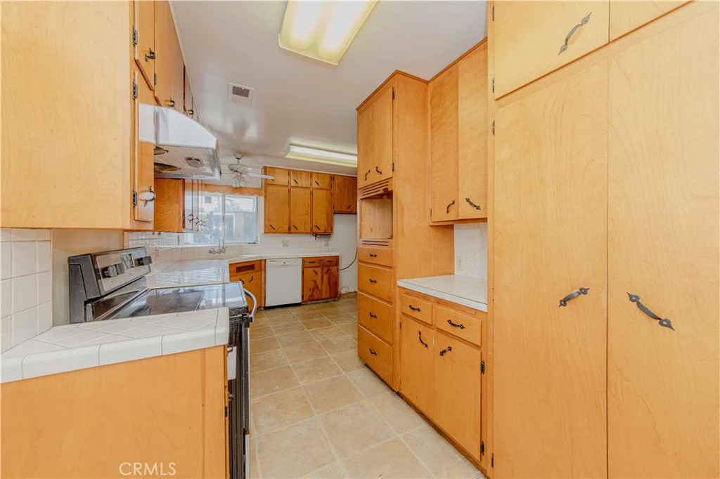 7236 Hellman Avenue Property Photo 12