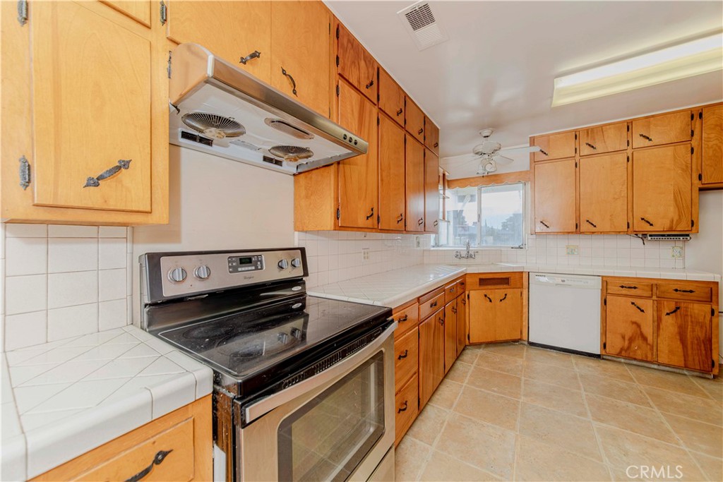 7236 Hellman Avenue Property Photo 18