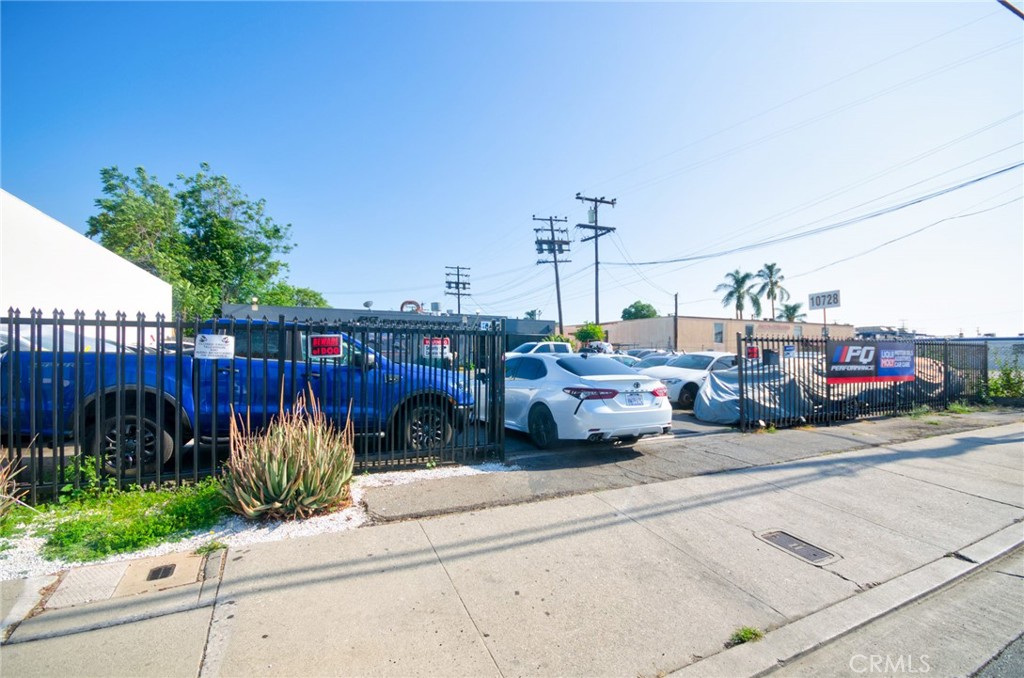 10728 Rush Street Property Photo 1
