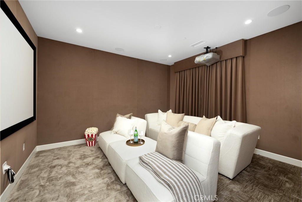 25 Corto Road Property Photo 13