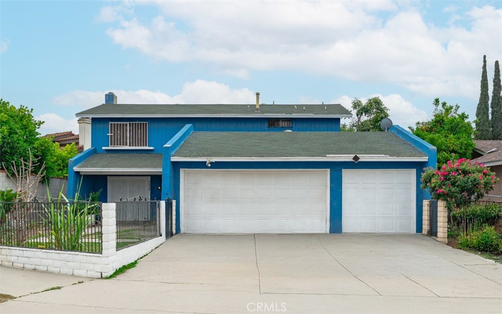 3834 Cosbey Street Property Photo 1