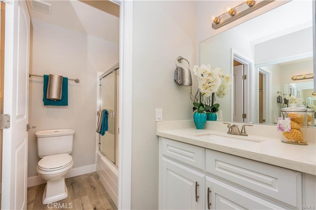 9412 Shadowood Drive C Property Photo 10