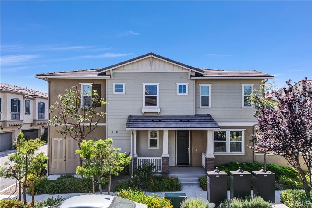 16042 Voyager Avenue Property Photo 1