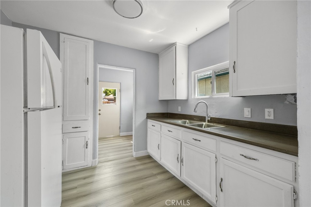 1163 W 3rd Street Property Photo 13