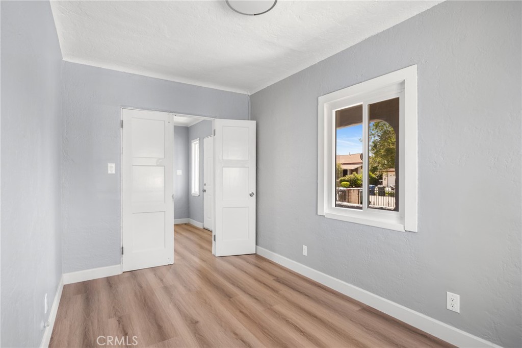 1163 W 3rd Street Property Photo 17
